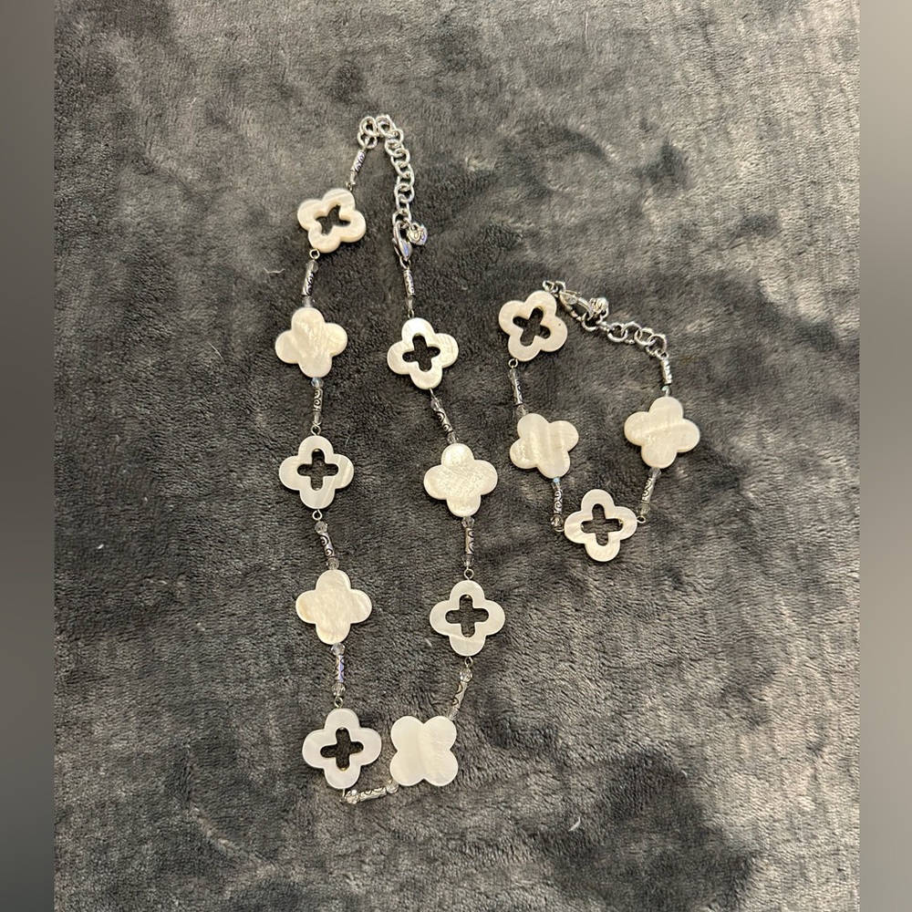 Brighton 16/18 inch necklace and matching bracelet